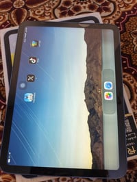 ايباد 10 للبيع بي رصعه بل زاويه موضحه مابي شي غيرها ذاكره 64 السعر 350...