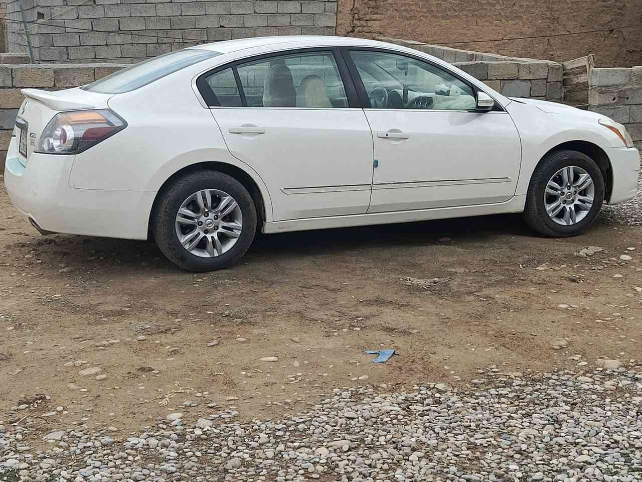 للبيع نيسان التما وارد خليجي الموديل 2010. الاستفسار رقم الهاتف ***********
