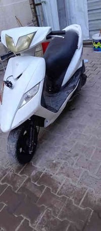 للبيع ثعلب مكينة ناعمه كلهة شغالة بس كير بوك تجاري يعني اول مشغل صوت ب...