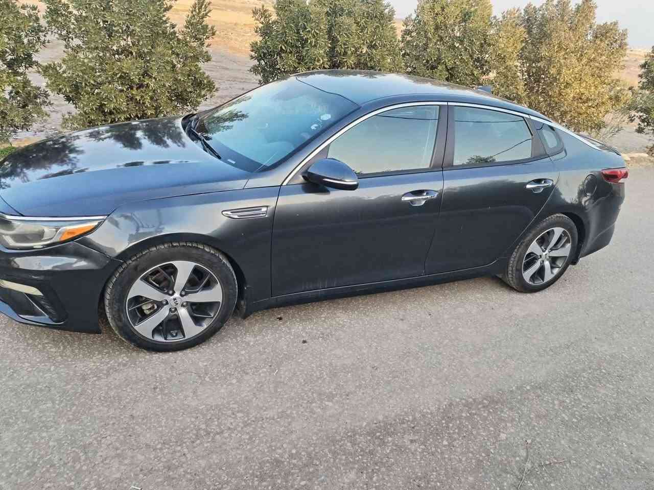 كيا اوبتما امريكي لون فيلي موديل 2020 باسمي  فول ماعدا الفتحه حادثه بنيد وحافة الجاملغ السياره نظيفه بمعنى الكلمه جاهز كير محرك تبريد صدر تخم تاير تدفئه تبريد كله مكفول
السعر 133
*********** بغداد, العراق
