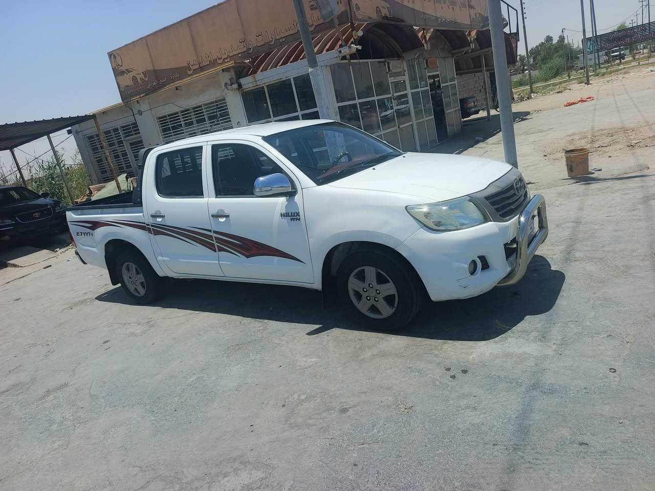 بيكم موديل 2014 سياره شصي 19 ماشيه 250 الف سياره مال جني جديده السعر 180 الشري يتصل اويدلل امروس يرهم. ***********
