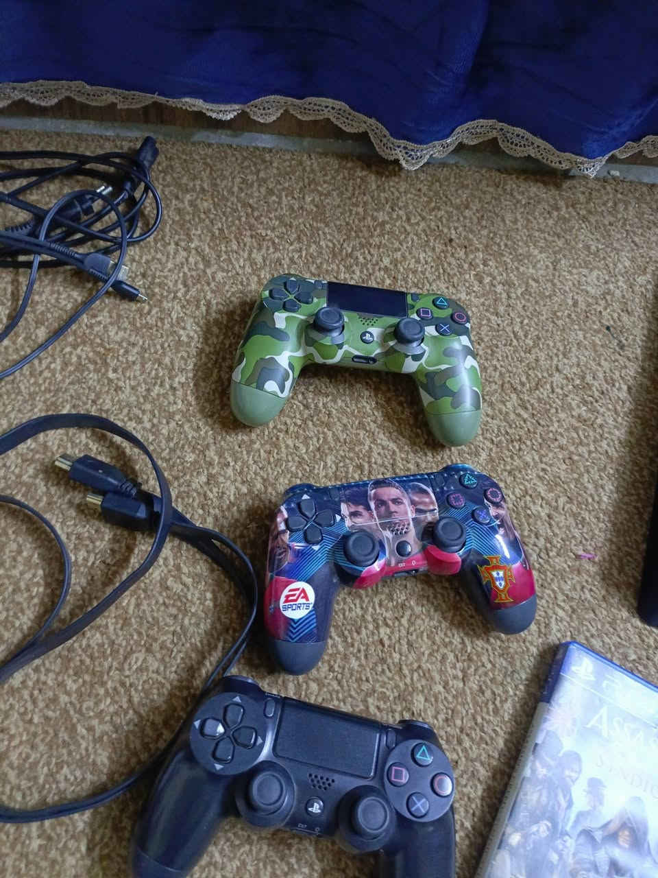 السلام عليكم متوفر بلي فور سلم نظيف جدا ويا يوبياس جديد و3 جوستيك و2 اقراص للبيع  مكاني بغداد الزعفرانية


**إذا كنت صاحب هذا الإعلان وتريد حذفه لأي سبب، رجاءا أرسل رسالة إلى الدعم الفني**