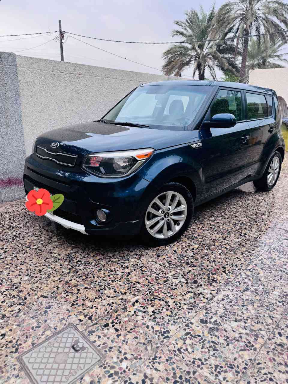 كيا صول موديل ٢٠١٧  محرك ٢٠٠٠ المرغوب
حادث جاملغ امامي وربع البنيد فقط 
محرك وكير مكفولات تبريد ثلج سياره جاهزه رقم شمالي تحويل وكاله شرط 
السعر ١٠٠ ورقه للاتصال ***********
