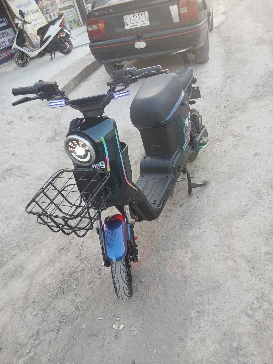 دراجة شحن للبيع موديل ٢٤ بطاريات كبار فول سعرها ٣٢٥ وبيها مجال مكاني بعقوبة مدخل مفرك ***********
