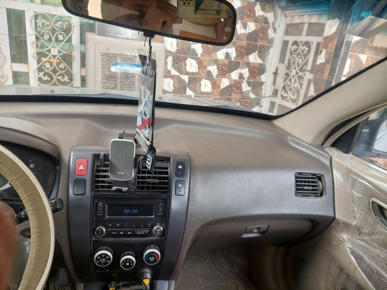 صبحكم الله بالخير والعافية وكل عام وانتم بالف خير 
سيارة توكسان ٢٠٠٦ رقم بغداد مكينة ٢٠٠٠ (بأسمي )تبريد شغال  تخم تاير محرك لاتنقيص لاتبخير جاهزة من كلشي السعر 95 ورقة للاستفسار الاتصال 
***********
***********
او مراسلة الصفحة
