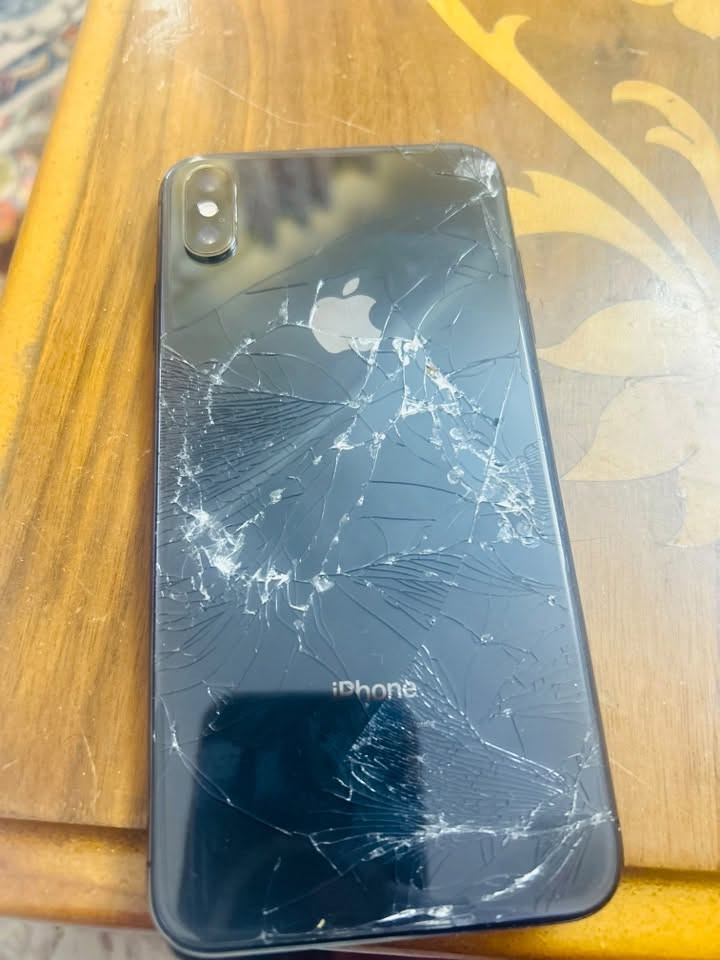 ايفون xs max
ذاكره ٦٤ 
شاشه وضهر  مفطورات 
فيس ايدي واكف  سعر ٧٥


**إذا كنت صاحب هذا الإعلان وتريد حذفه لأي سبب، رجاءا أرسل رسالة إلى الدعم الفني**
