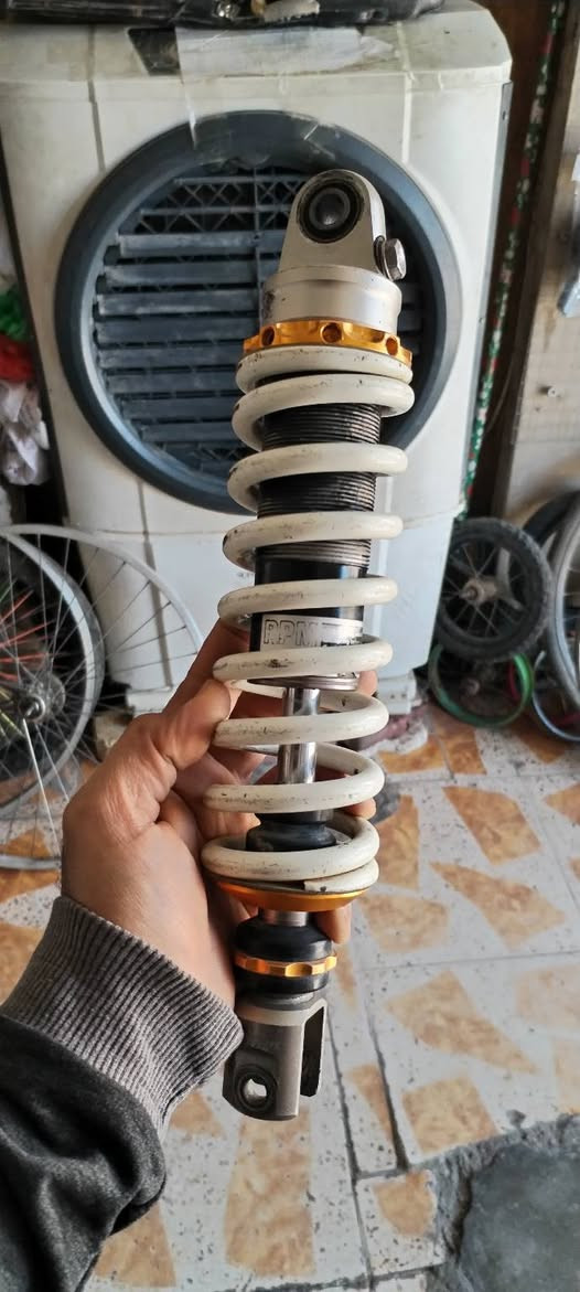 سلام عليكم.. دبل اصلي
نوعه RPM.. دهن يتخلاله

مكاني كوت زين القوس ***********
