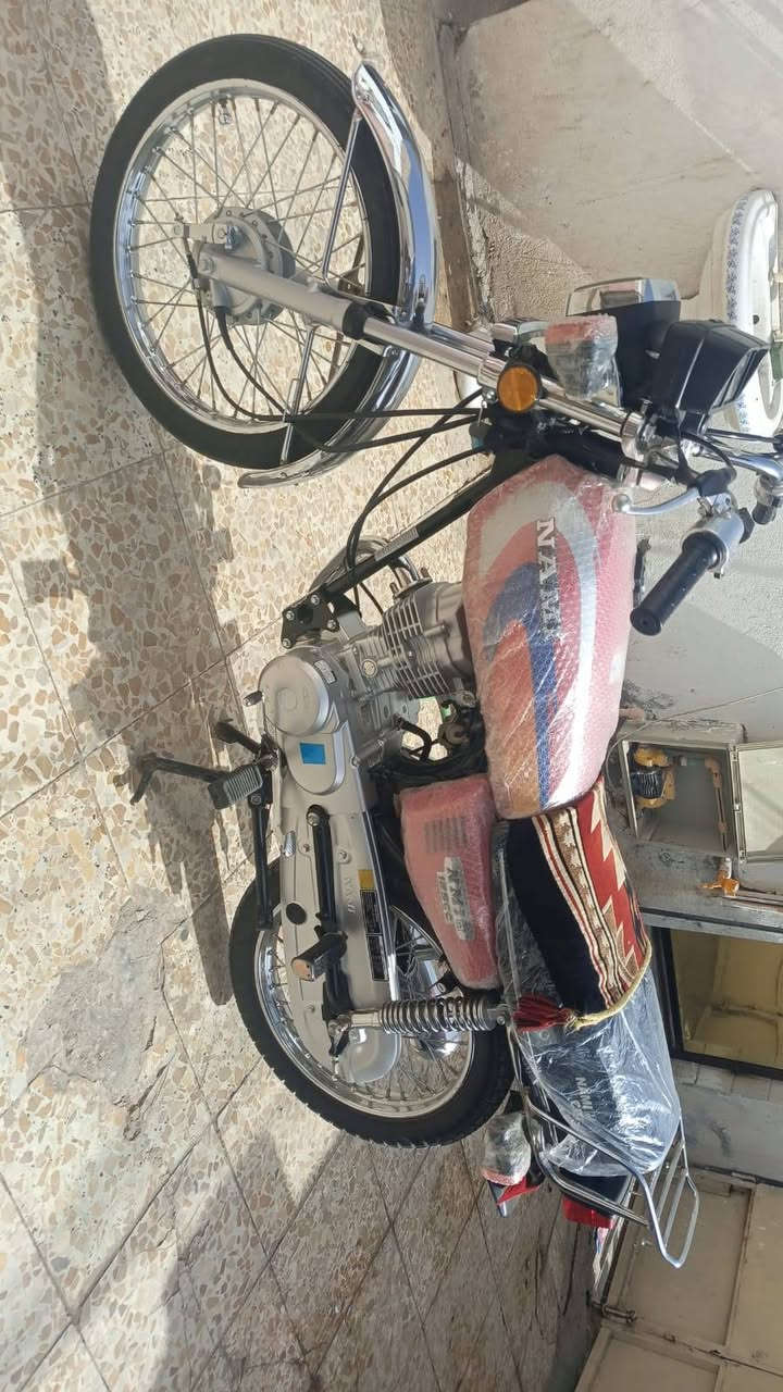 دراجه نامه جديده تبديلتين دهن
سكنر ونضيفه ومكفوله العنوان ميسان المجر الكبير 
ب مليون و100 وبيه مجال اليريد يتواصل ينتصل عله هاذ رقم 
***********
