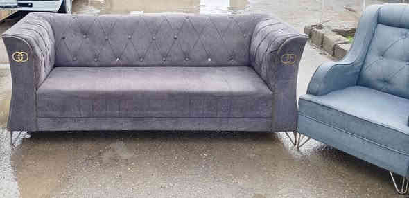 ⚜️ تخم  10  مقاعد تفصال

⚜️ كلش نضيف 

⚜️ المكان حصوه حي عداي

⚜️ للاسفسار الاتصال ***********
