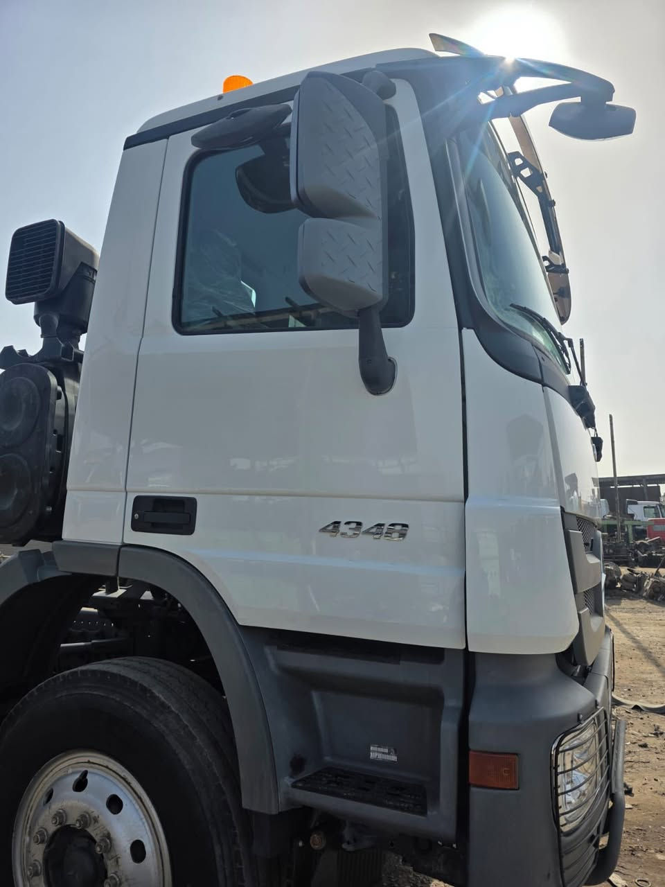 سلام عليكم اكتروز عكرب
مديل ٢٠١٨ اصل لا معلايه  ولا منصايه 
مجموعه GF سياره جديده كلو ك ماشيه ٢٩٠ الف اصل
***********
عنوان بغداد جرف
