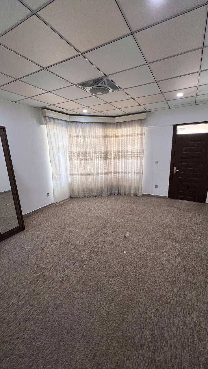 🔸سند طابو يتسجل بإسم اي عراقي
🔘أربيل-في مجمع مناره 
➖منزل للبيع ركن
〰️كونتر وسبالت ويا منزل
➖مساحة 200m ركن طابقين 
➖يتكون-4غرف نوم-استقبال-صاله-مطبخ-مجموعة صحيات-كراج
للتواصل 📞
***********
**************
في حال لم يتوافق العقار مع رغبتكم او لم يكن بقدر امكانيتكم زوروا موقعنا على تلكرام للتصفح على اكثر عدد من العقارات المتوفرة 

https://t.me/amanialm1

🔻السعر 16دفتر و50 ورقه وبي مجال أربيل, العراق
