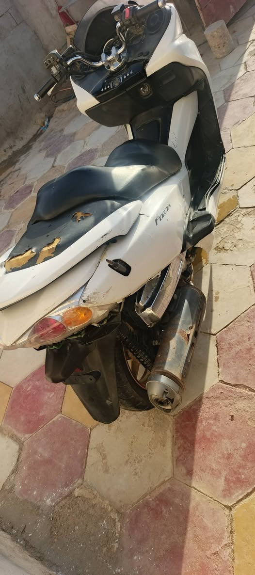 فورزه  010 گير شغال
مكينه البيضه  الايت زنون 
دراجه بيه ملاحضات 
750 سعره مكاني ناصريه قضاء الدوايه


**إذا كنت صاحب هذا الإعلان وتريد حذفه لأي سبب، رجاءا أرسل رسالة إلى الدعم الفني**