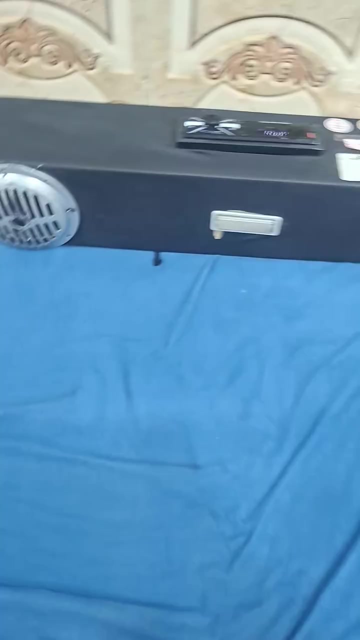 مسجل تكتك 
السعر 30 وبي مجال العنوان الشعله الرقم ***********
