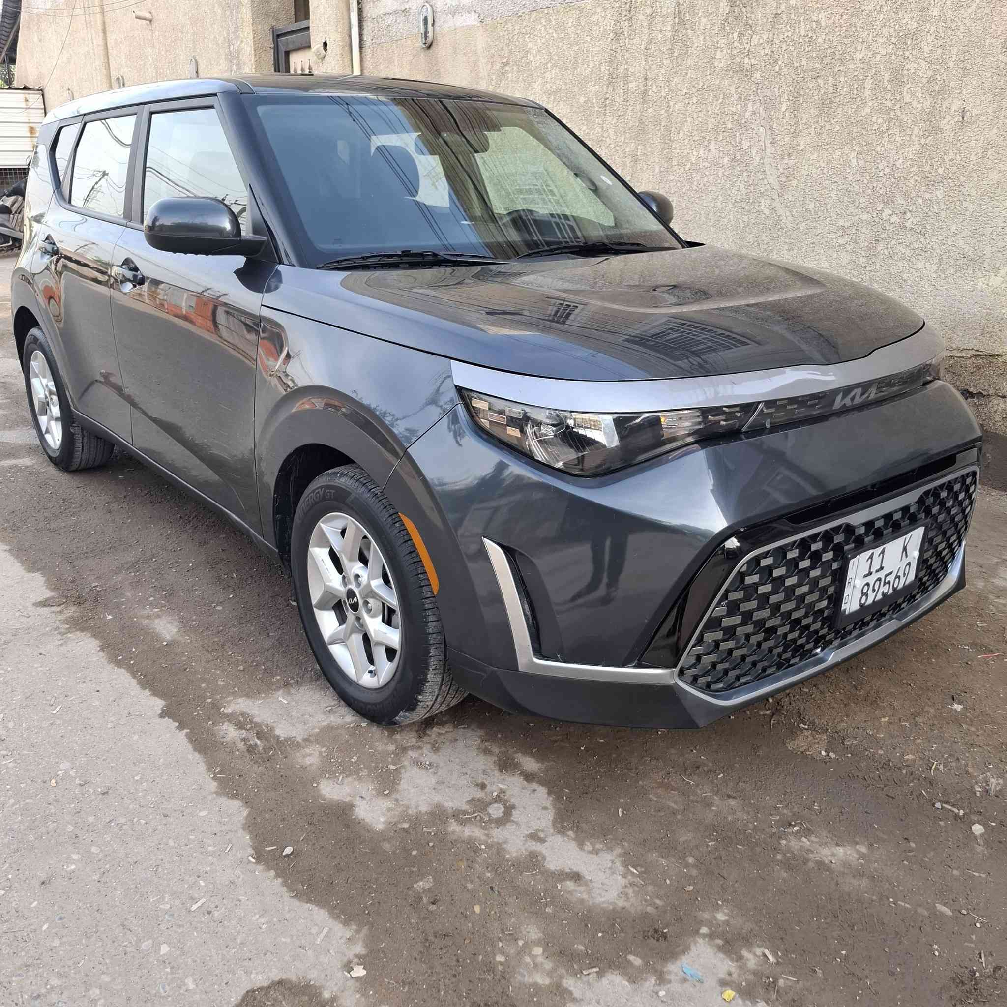 اللهم صل على محمد وآل محمد
كيا صول 
وارد امريكي 
موديل ٢٠٢٣
بدون تبديل اي قطعه 
بدون صبغ 
بدون ارباك 
سياره جديده جدا
رقم بغداد انكليزي 
تحكمات استيرن فول 
رادارات بالمرايا 
كامره دواره 
شاشه 
ويل كب 
بيها بارد فقط بالجاملغ الامامي الايمن على كد شبر

مكان السيارة بغداد السريدات 
الاتصال على الرقم ***********///***********
