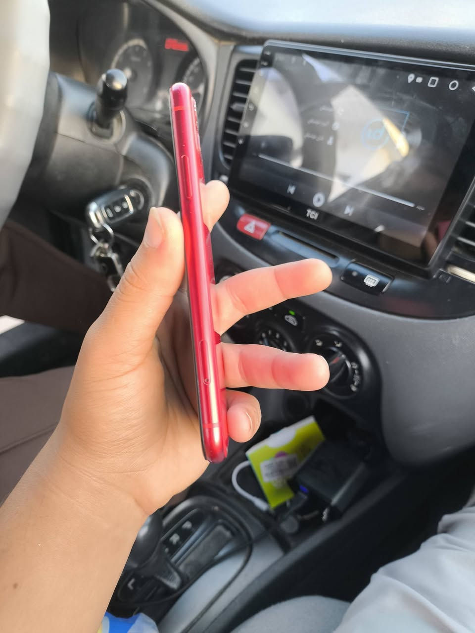 🔥 ايفون 11 عادي 🔥
📱 ذاكرة 64GB 🔋 بطارية 100%

✅ تك سيم شغال طبيعي ✅ الكامرات شغالة وتصويرها حيل حلو ✅ الصوت واضح ونظيف ✅ الهزازات شغالة طبيعي ✅ الواي فاي والشبكات شغالات طبيعي ✅ شاشة أصلي ثلث خيارات (مستبدلة)

📌 ملاحظة: • بيه نقطة بالشاشة، متبين بالاستخدام وما تأثر على الشغل. • بيه iCloud بالعدادات، ينزل تحديثات ويحدث طبيعي.

💰 السعر نار: 125 ألف فقط

📍 الموقع: موصل الأيسر

📞 التواصل خاص أو اتصال مباشر: ***********
