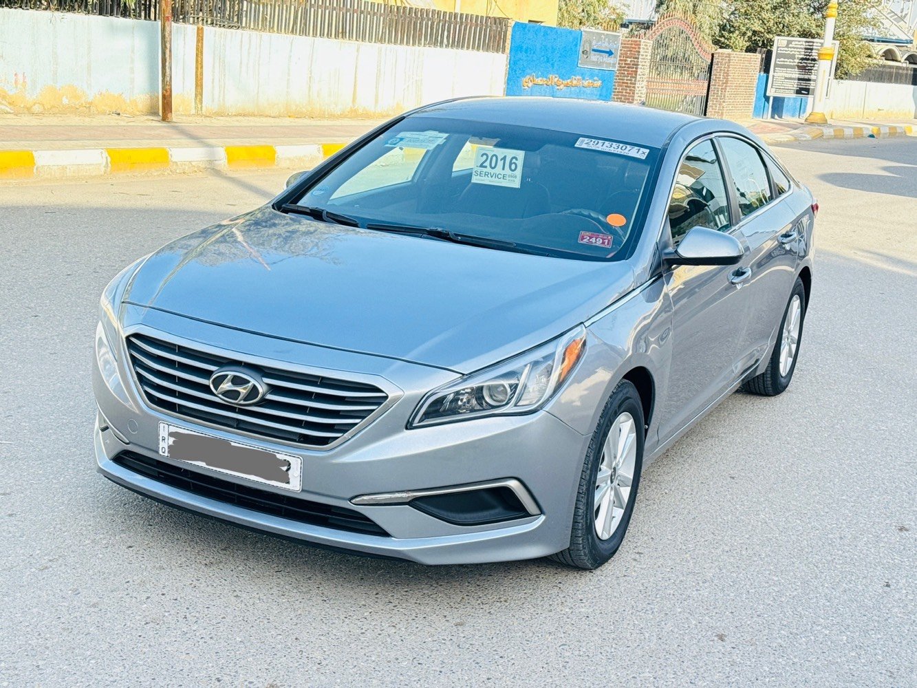 للبيع او مراوس سوناتا موديل 2016 رقم ذي إنكليزي صاعده هزه سنويه إصدار جديد لنهاية 2031 تحويل مباشر وارد أمريكي بيها جاملغ وبنيد بدون دواخل فخذه شاصي مكفولات  وبيها رشات بسيطه السياره جديده وجاهزه وحلوه مواصفات شاشه جبيره وكاميرا دواره انضمه قياده تحكمات استيرن ارضيه مفروشه جلد سقف كنتاره ويل كب وباقي الموصفات المعروفه محرك 2400 مبدل طابوكه لا تبخير ولا تنقيص كير تبريد ثلج توني مسويه حداديه زينه السياره جديده وماشيه 168 حقيقي مكان السياره الناصريه 
السعر (106) وبيها مجال لشراي 
***********