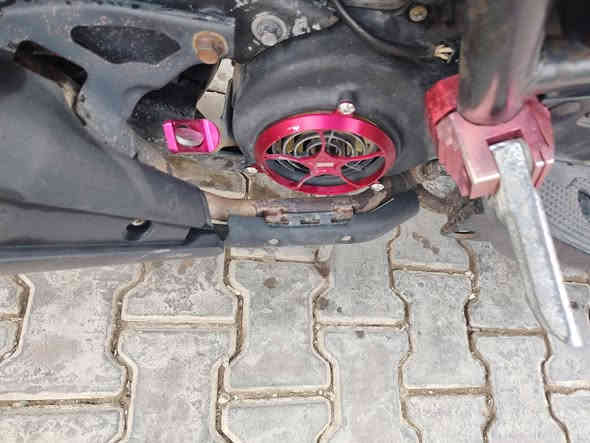 سلام عليكم ورحمة الله وبركاته سكنس جبلي مزوده الدراجه صار 20 يوم من منزلها بلوكاله بعدها السعر مليون و300 وبيها مجال الرقم ***********
