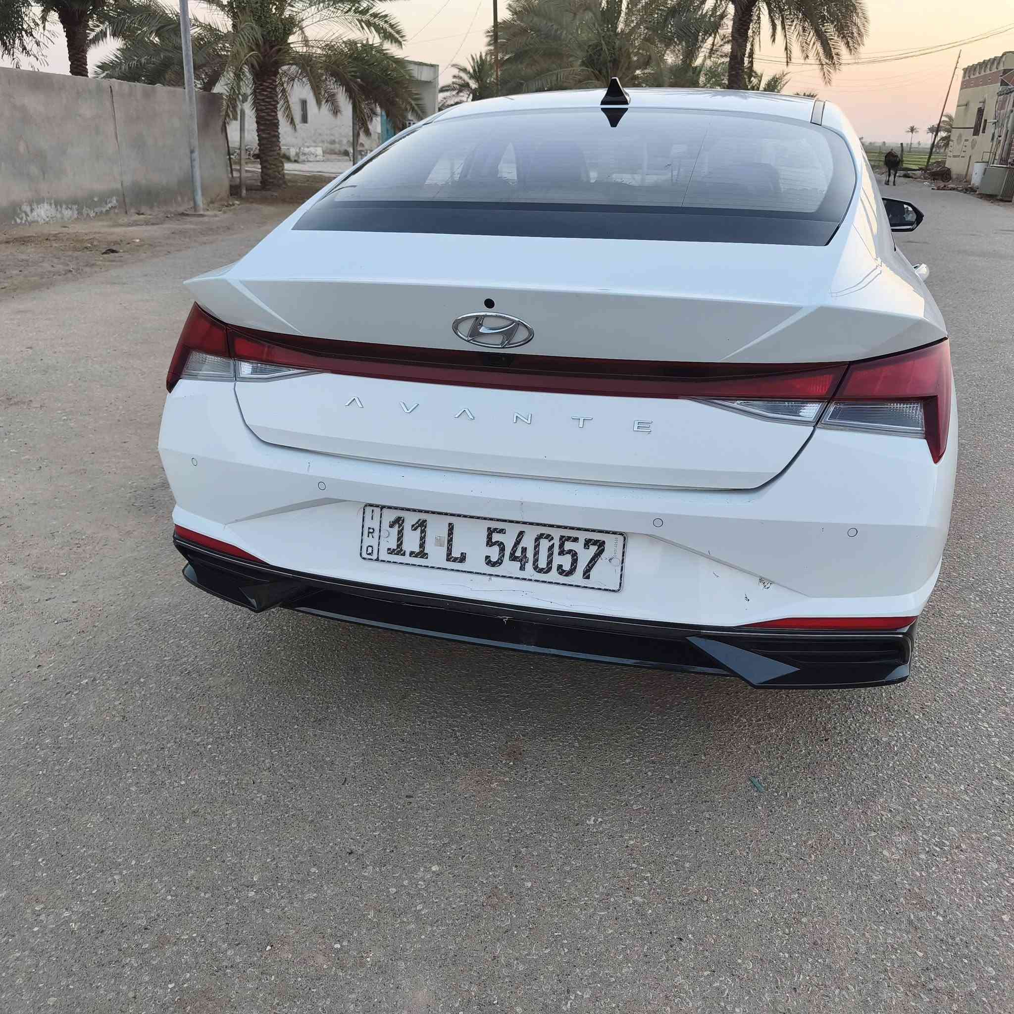 اللنترا غاز بلاد  موديل ٢٣ 
السونار موجود وي الصور 
السعر ١٣٥
***********
