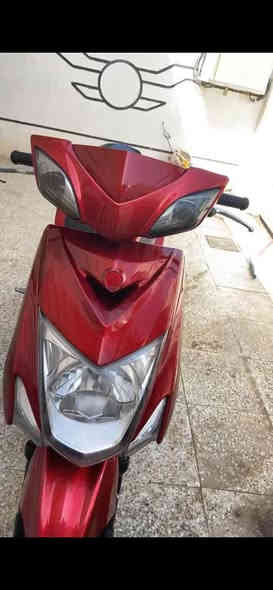 سكنس لد لبيع دراجه حلوه شغاله تجي تفحصه تقتنع يله لا احد يكلي شبيه ما بيه كلشي ما اعرف سعر  دارجه950  بيه مجال بصيط ***********
