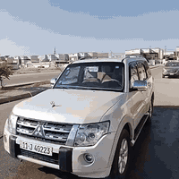 .للبيع فقط بدون مراوس بالنجف معارض النجف الجديدة بمعرض بركات المصطفى متسوبيشي( باجيرو )
موديل 2010 الحبتور تجي فول مواصفات المعروفة للأخير (1\1) رقم بغداد انگليزي الدولي مميز السنويةمجدد لسنة 2028

السيارة بيها صبغ عام بسبب واگعه عليها سقيفه مو مگلوبة ولا متچية أكفلها من الگلبة والتچية مشروطه بدون شواصي بدون دواخل للتكم الداخلية وأكفلها من الگص كماموضح مع کافةالتفاصيل بالفيديو المرفق بالمنشور مع الصور

السيارةجاهزة بمعنى الكلمة من داخلها وخارجها
وجاهزة ومكفولة من محرك وگير وحداديةوتبريد مع تخم تاير كلها جاهزة بأذن الله وكذلك أكفل شواصي و لغوود و الحوض و التكم الداخلية و اكفلها من الكص
 فول مواصفات : -
(فتحة ودبل گیر اتوماتیک و دبل تانکي مع هوكات خلفي و أمامي مع محرك ٦سلند حجم3500 وگیر 7 نمر  مع فورويل و سعتها 7راكب مع تبريد 3قطع
غرفتها جديدة
و لايتات زنون مع بلاجكتورات مع  حساسات خلفية و شاشة جبيرة وكروس سرعة، مع يدات الابواب نيكل و دواخل السيارة لونين و مطعم صاج ، تحكم المري كهرباء و أشاير بالمري ، شاشة كبيرة و كامرة مع سبير تعليگ و دمام وكراسي كهرباء ثنين 
  و بعد بيها مواصفات  )
 كفالة من گير و مكينة  و حدادية و تبريد
 
معروضة بسعر مناسب كلش ب(108$)ورقة و بيها مجال قليلة وماكو هيچ أسعار بالسوگ

 والشراي يتصل و يتدلل رقمي بيه واتساب غير متواجد بالفيس 

 ***********
