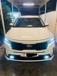 سورنتو ٢٠٢١ • ٦ سلندر • ١٠٥ الف