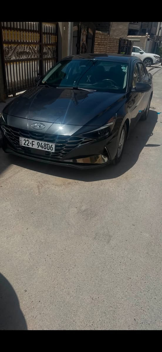 سلام عليكم 
النترا مديل ٢٢ امريكي حادثهه بامريكا بس بارد جاملغ وبنيد وكلير جاملغ خلفي بدون ايرباك بدون لغود ولا شواصي وبغداد صار بيهه ٣ قطع صبغ اثر طعجه خفيفهه نقصهه فريز تبريد مستعجل عله بيعتهه ومسويته  مكان بغداد شهداء سيديه سعر ١٣٢ وبيهه مجال 
***********
