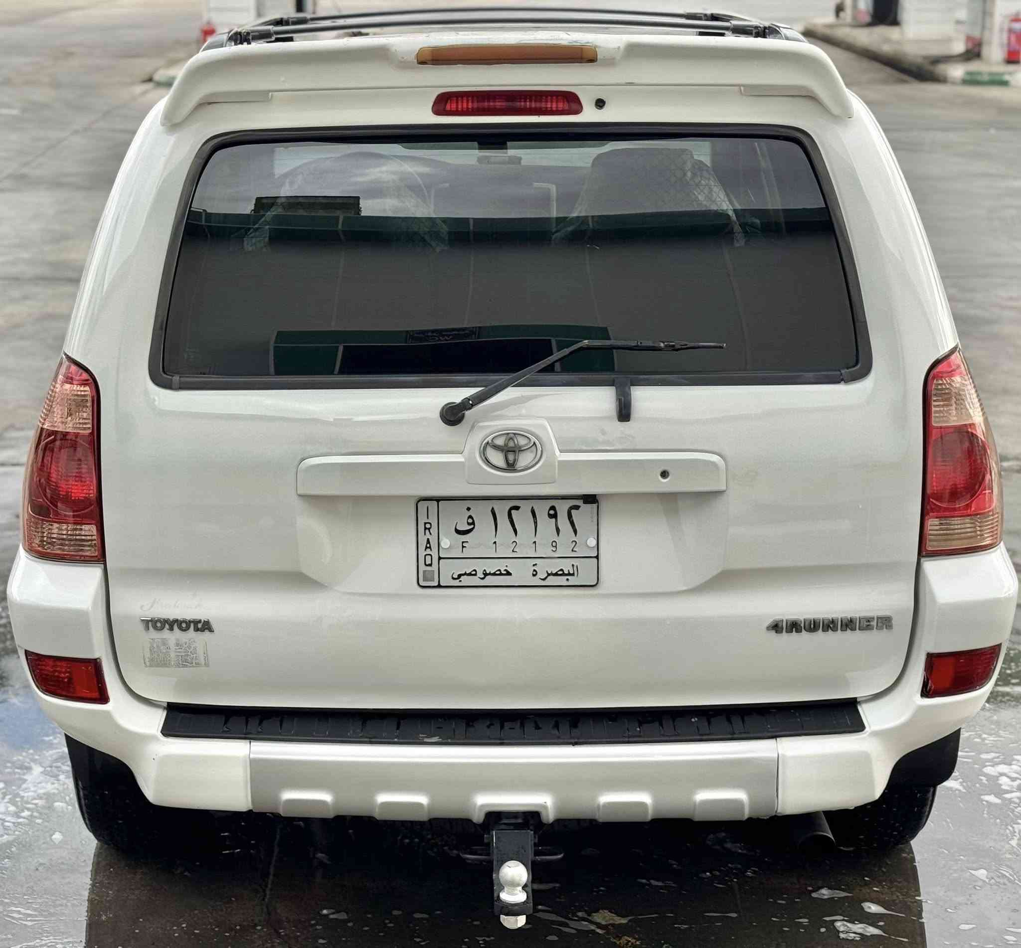 السلام عليكم للبيع تويوتا فوررنر موديل 2004 وارد امريكي كفالة من الضربة والتبديل بيها البنيد مرشوش كلير وجاملغ خلفي جهة السايق مأشر علي فقط باقي السيارة كفالة مكينة وكير مكفولات تبريد قطعتين 5راكب سيارة بلادية على وضع الشركة حتى الكتلوكات وياها حدادية وتخم تاير كلة شد جديد تايرات دنلوب اصلي جديد رقم بصرة الماني سنوية ما منتهية شرط التحويل سيارة جاهزة برغي ما بيها نقص مكان السيارة البصرة السعر 123 وبيها مجال للشراي رقم الموبايل ***********//***********
