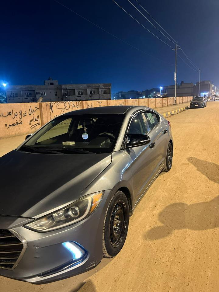 السلام عليكم النترا 18 وارد أمريكي حره تحويل مشروع وطني رقم ذي قار السونار واضح كدامك تحكمات ستيرن كامره خلفيه السياره جاهزه كير مكينه حداديه تخم تاير جديد وتبريد ثلج خير من الله السعر 105  ***********
