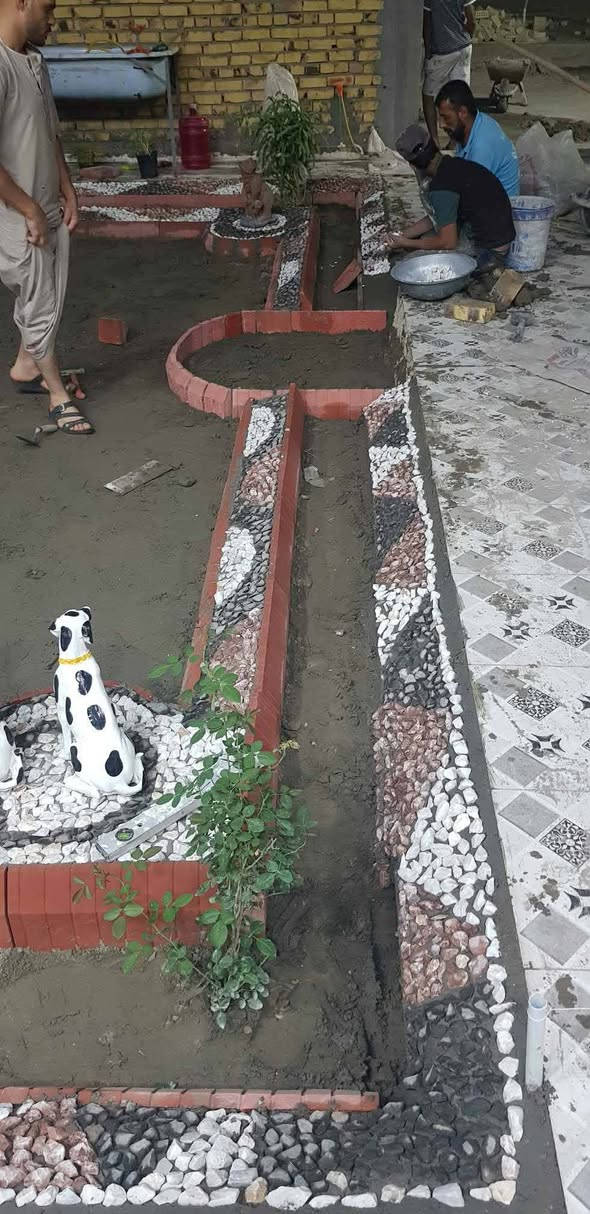 عمل حدائق كافت أنواع الحجر والديكورات مع فرش الثيل *********** واتساب أو خاص نعمل بجميع مناطق بابل
