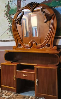 من رخصه الادمن  قرفه اخشاب صاج مستعملة شي قليل  للبيع السعر 800  لل اس...