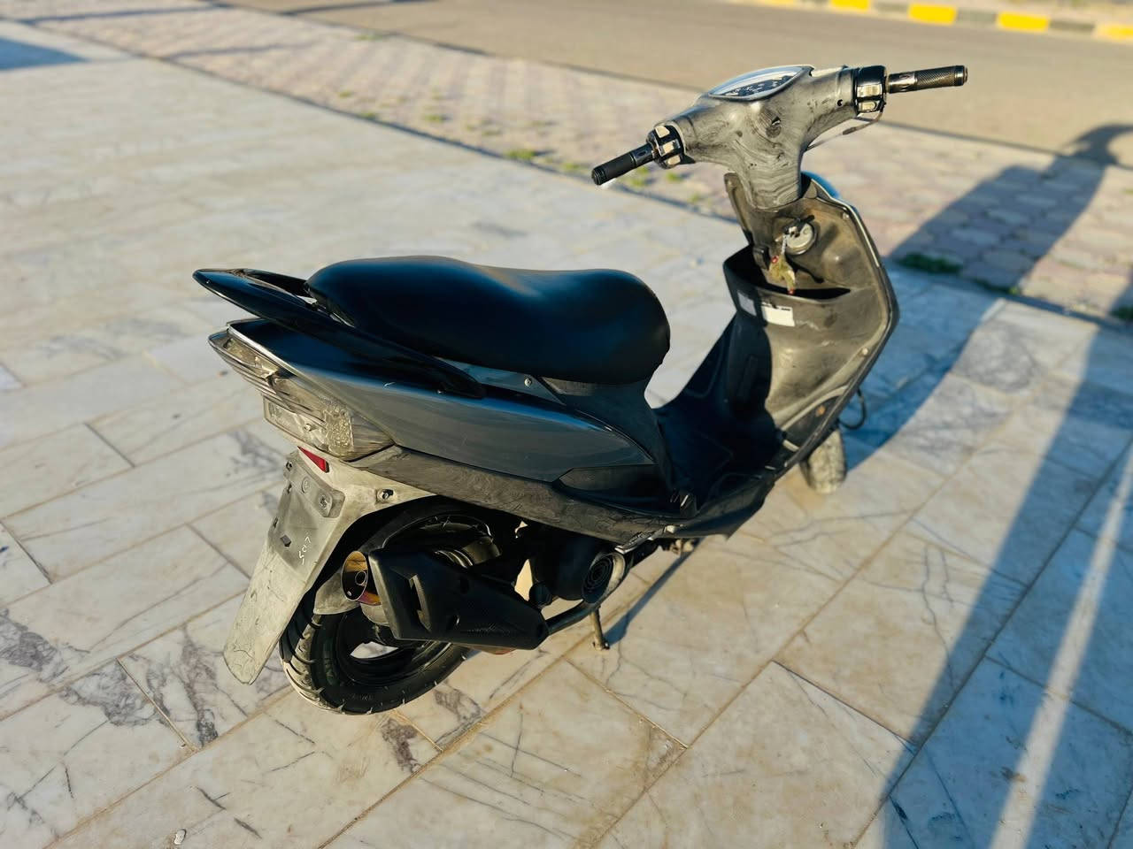 للبيع دراجة ماكس عدلة
مكينة 49 بلاد ما مفتوحة ما صارلها هواي من طالعة حاوية 

ختم واحد شرط كاملة شوفت عينك مكاني ميسان المجر الكبير السعر خاص للشراي فقط وهذا رقمي ***********
