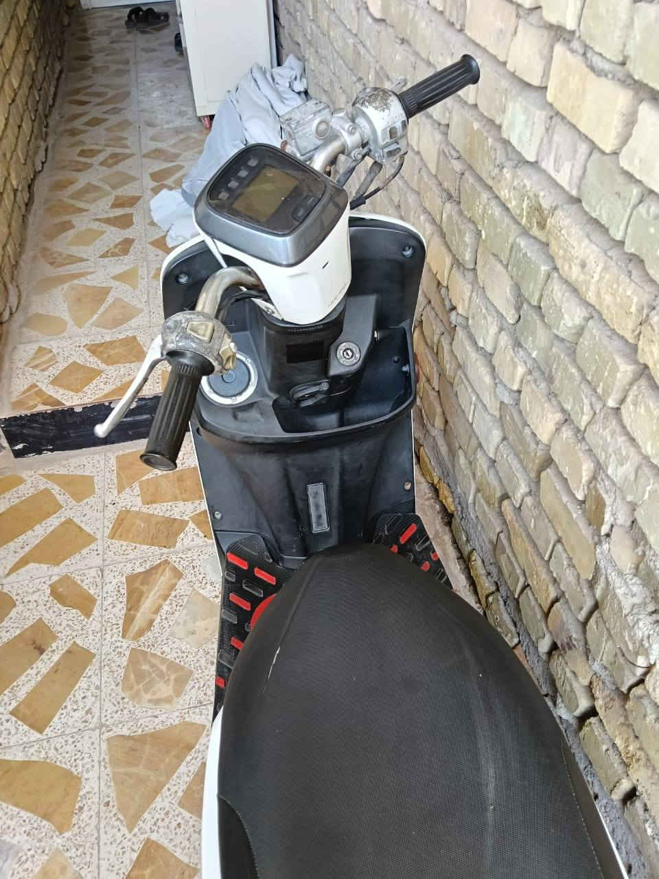 سلام عليكم 
دراجه بوليس نوزل موديل٢٠١٢ مسطره 
كفاله عامه 
شرط شلعه ومعدل الدراجه 
كهربائيات شغال لايت  هورن شغال اشاير شغال
كفرات ابلادي
تايرات جدد بريكات شغاله  كلجات 
دبلات شغاله امامي خلفي 
دراجه متعوب عليها 
مكاني حي الحسين الجديد 
***********
