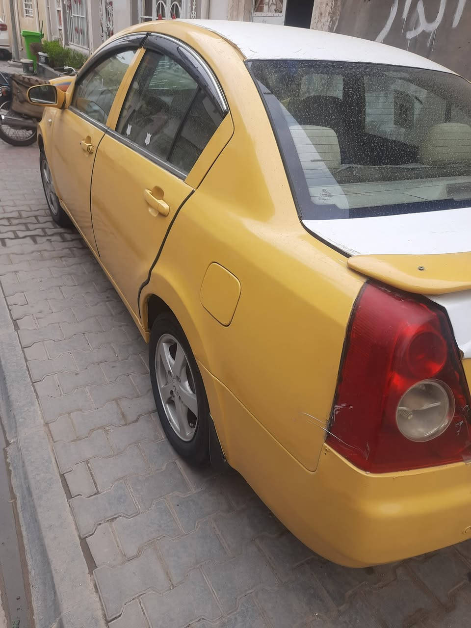 السلام عليكم للبيع شيري اوتوماتيك رقم احمر بغداد صدامي بدون راعي موجودة بل كوت اتكفل سرقه وعشائر محرك كير صدر كلش زينات السعر ١٣ ورقه بيهه الاتصال *********** بي واتساب
