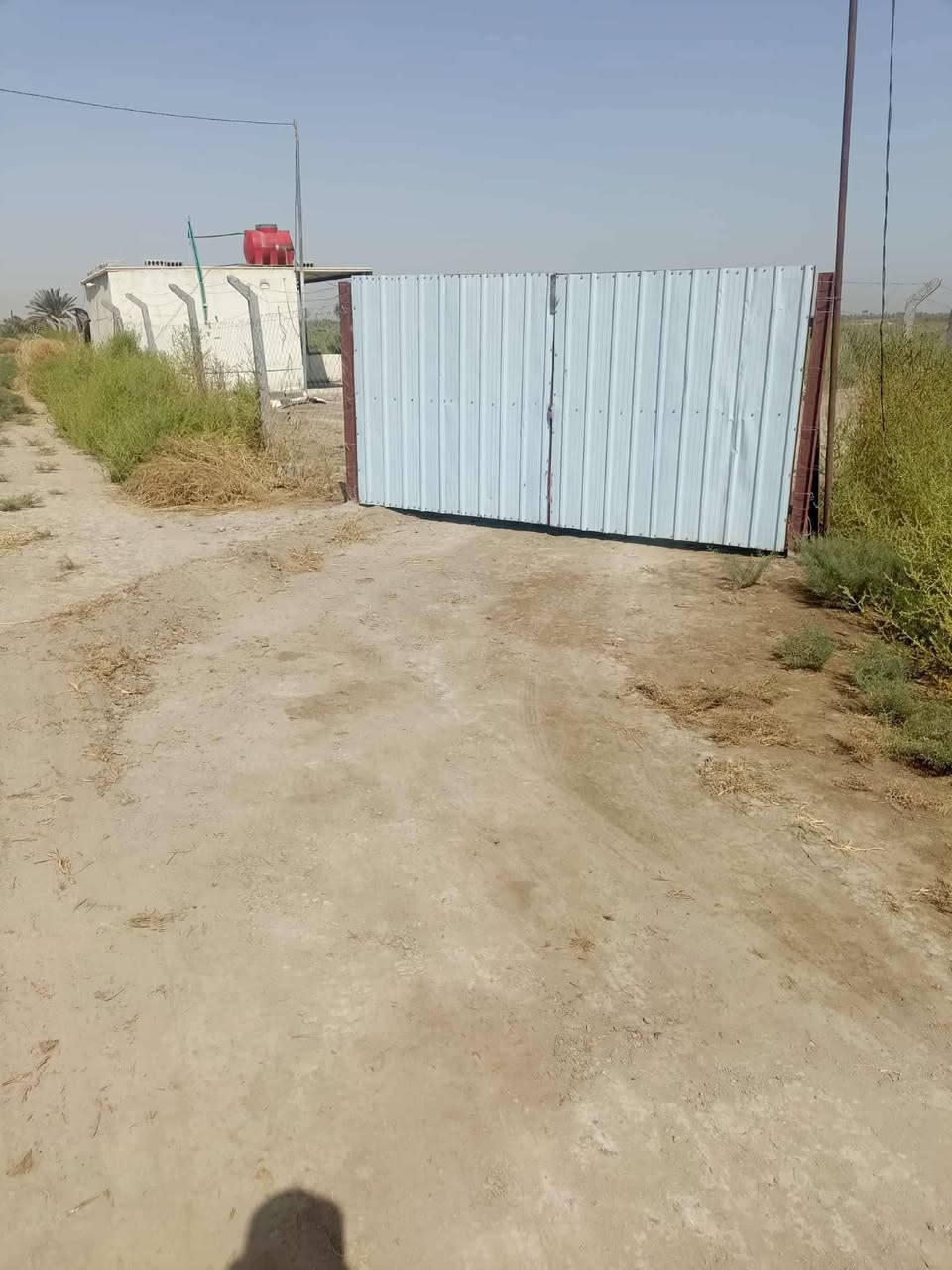 اللهم صل على محمد وآل محمد
أرض للبيع المساحه 10 دونم طابو زراعي سند 25 تحويل مباشر بأسم المشتري بأسم شخص واحد ينباعن كلهن او نص العنوان كربلاء طويريج ناحية الخيرات يبعدن عن الناحيه 300 متر واجهيه85 السعر خاص للأستفسار الأتصال على الأرقام الموجوده 
***********
***********
