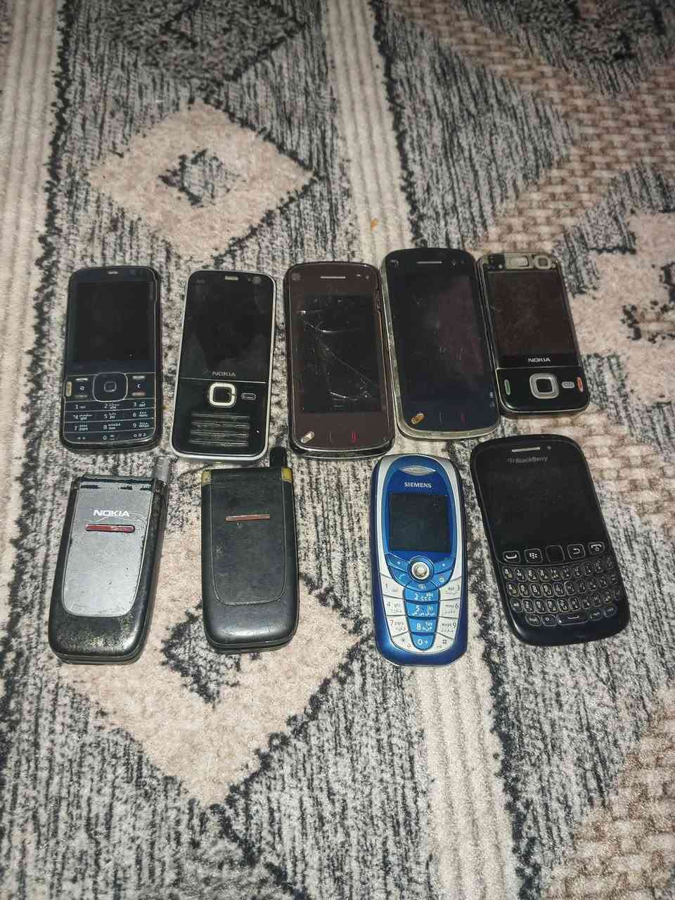 اجهزه نوكيا  يشتغلن بس يرادلهن ترتيب 15جهاز القطعه 4000وشلع مابيع مفرد واتساب ***********
