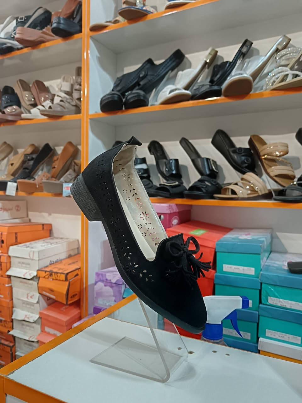 عروض الكنز للاحذيه والحقائب النسائيه  
حذاء نسائي كعب 2سم
سعر القطعه 3الف
سعر القطعتين 5الف  وكميه محدوده
القياسات من 37الى41 
العنوان الأنبار قضاء هيت مقابيل بلديه هيت الجديده مباشر الاستفسار *********** او *********** وكُل الهلا بيكم#الانبار_قضاء_هيت
