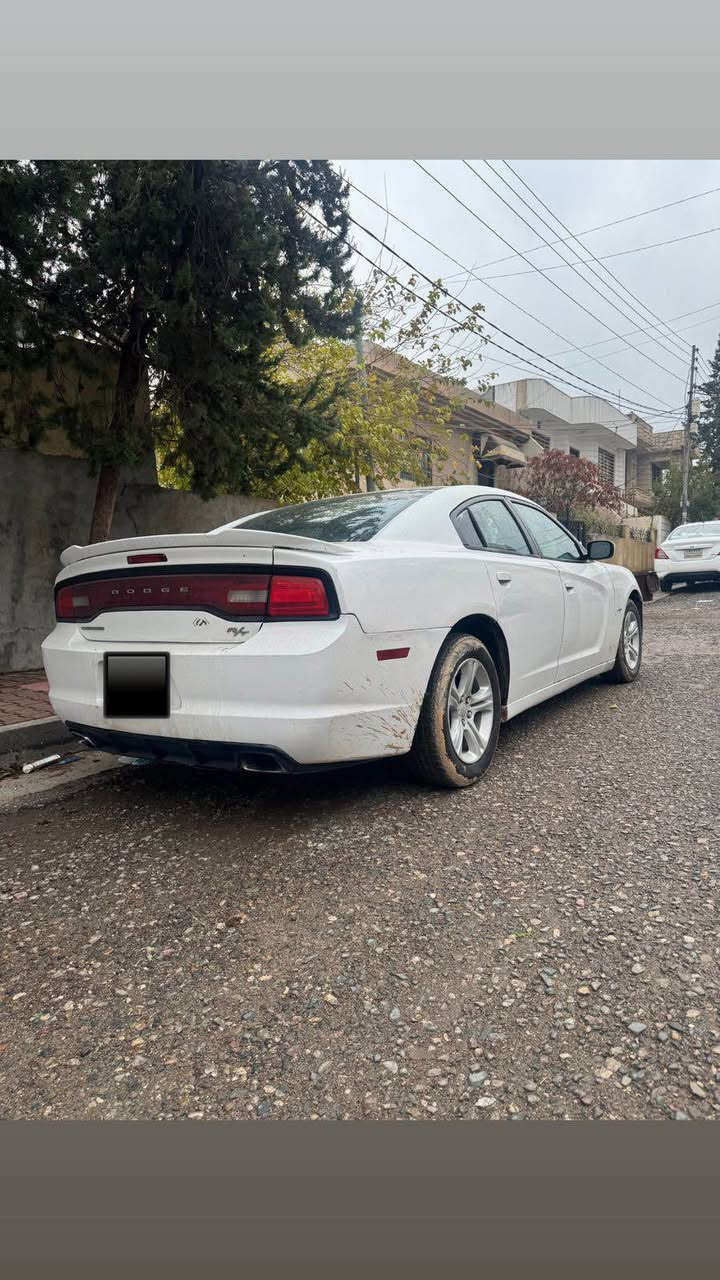 دوي جارج rt 
فوول مواصفات 
شاشە گەورە 
تحدید سرعە 
ڤۆلیوم سوکان
بلاجکتۆر
تەبرید بەشەرت
کوشن سارد و گەرم 
مۆدیل ٢٠١٤

————————-
بێ ڕەقەم بڕاوە
سەیارەکە زۆر جوانە هەیکەلی 
نرخی ٦٢ گەڵا و کەمێک مجال 
بۆ زانیاری زیاتر :- 
*********** السليمانية, العراق
