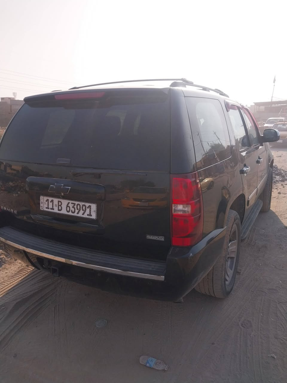 تاهو للبيع موديل ١١سنويه لغايه ٣١كفاله عامه عده رصعه بالباب الي خلف السايق سونارها موجود دواخل تبريد عوزها زوج تايرات فقط رقم الموبايل *********** العنوان بغداد سبع قصور شارع المشروع السعر ١٩٥وبيها مجال تجي وتشوف وتدلل
