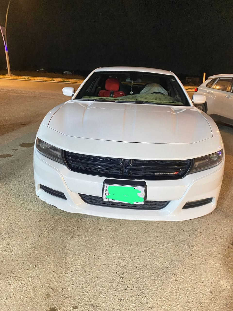 السلام عليكم

دوج جارجر 2019 /  SXT لون أبيض
كلين بدون حادث

مواصفات 
حساسات خلفيه
كامره خلفيه 
تحكمات ستيرن

ويل ١٨ 

مكينة 3600 

بصمة 

تشغيل عن بعد 

تخم تاير جديد
ماشيه 61 الف

باقي المواصفات كلها كاملة 

رقم أربيل بأسمي  مميز

السعر ٢٣٥

العنوان ديالى/ قضاء الخالص
***********
