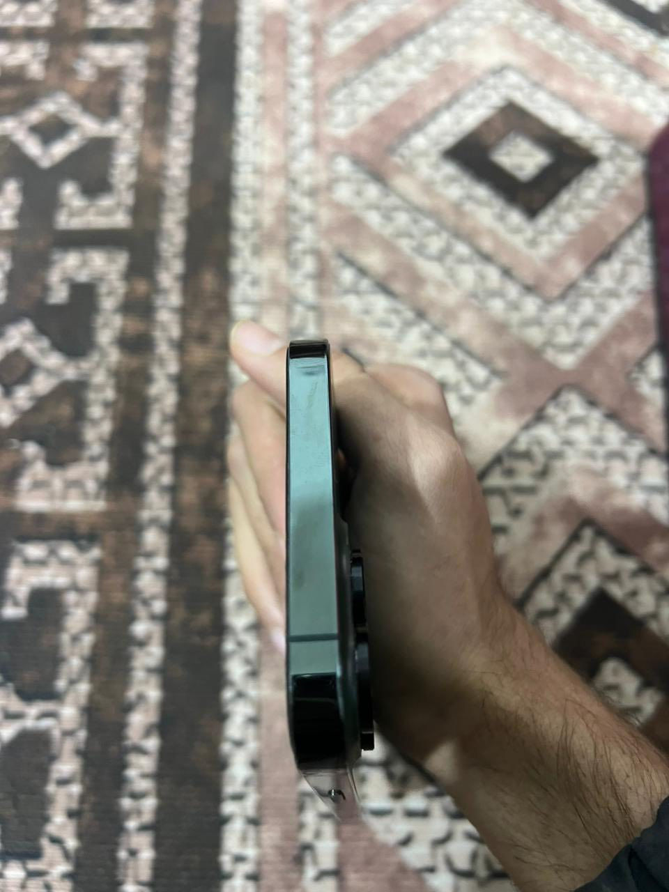 اللبيع يفون 13برو ماكس 
لون مميز
ذاكره 512
بطاريه 85
نضافه 100
شخط مابيه وين ماتريد افحصه 
المكان العماره ***********
