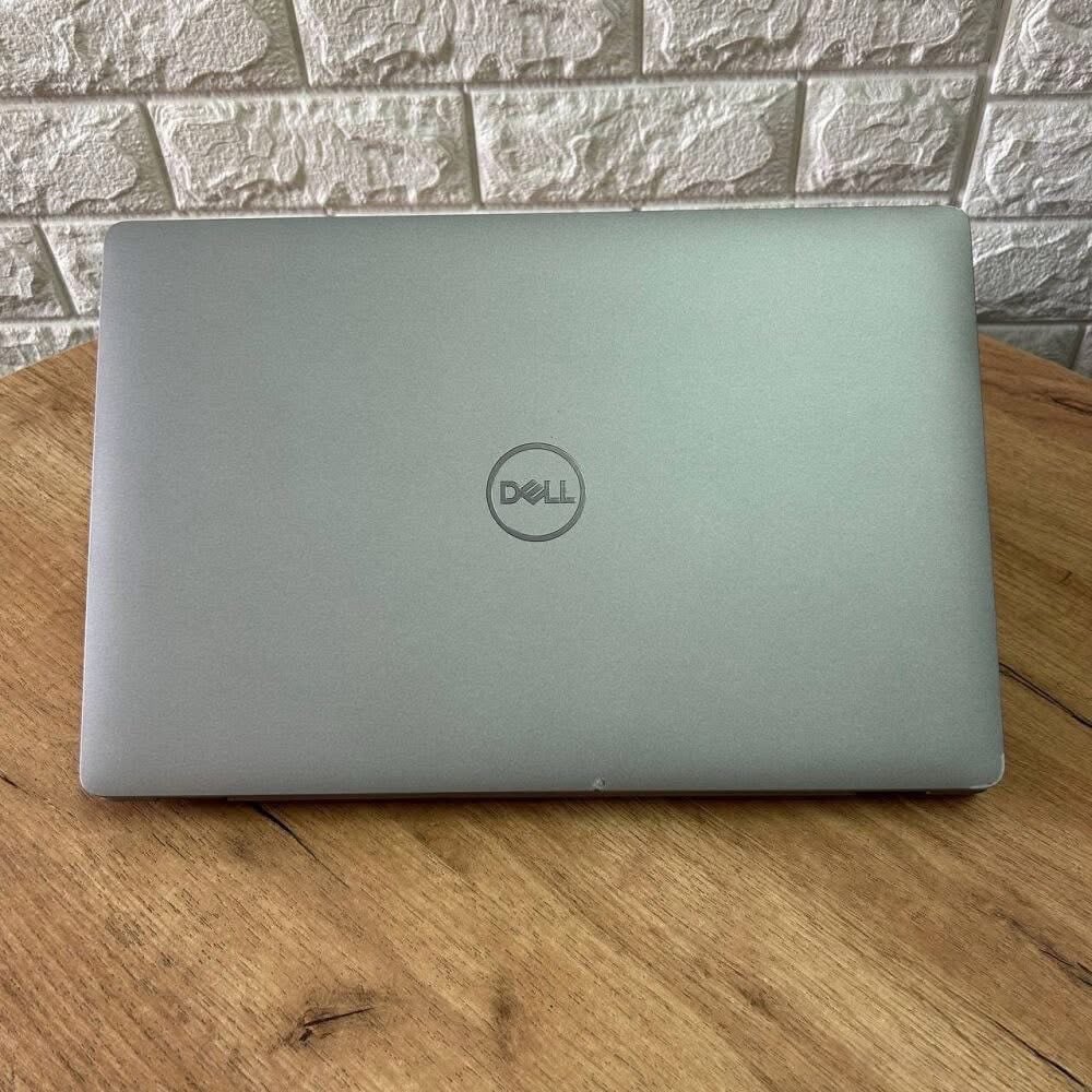 كارت شاشة خارجي 4GB هندسي ومعالج i9 جيل عاشر💻
فئة H للعمل العهندسي والتصاميم

DELL PRECISION 3551 💻
بخصم قوي جداً كمية
معالج i9 فئة H الجيل العاشر
10TH GENERATION

المواصفات:

 معالج : INTEL CORE i9-10885H 
5.3 GHz clock 
جيل 10 معالج فئة H عدد الانوية 8 CORES
-رام: 32GB DDR4
-ذاكرة: 512GB NVME M.2 SSD 
-كارت شاشة خارجي: NVIDIA QUADRO P620 4GB VRAM
-كارت شاشة داخلي: intel UHD GRAPHICS 16GB
حجم الشاشة : 15.6 FHD IPS
نظام التشغيل: Windows 11 Pro  اورجنال
‎كيبورد ضوئي ليزر عربي/إنكليزي  
‎مداخل: Type-C و USB HDMI