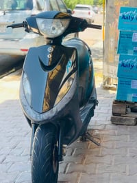 دراجه ماكس ١٢٠ نضيف اي شي مابيه بيه كلجات ونضيفه وكلشي مابيه كله شغاله...