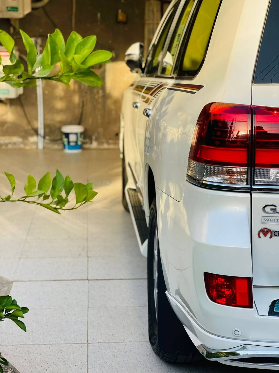 السلام عليكم
لاندكروز 2017 وايت ادشن جيهان
سياره حيل جديده
ماشيه ١٧٣ الف كيلو حقيقي
سياره مكفوله كفاله عامه عدا كم تكحيل موجود بلسونار
رقم سليمانيه
المواصفات 
٣ شاشات
بصمه 
فتحه 
كشنات كهرباء
لايت زنون
مري قلاب
كشنات جلد
السعر/ 490 وبيها مجال
الرقم / ***********
