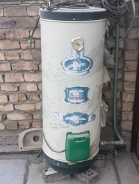 اصلي  مكانه بغداد عالفحص  استعمال بسيط اقل الموسم  07733322094 الجديد ...