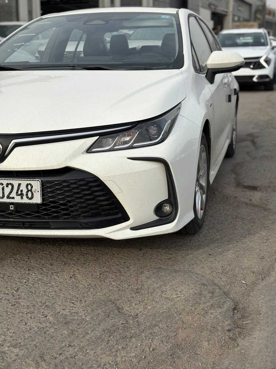 كورلا هايبرد 2025 
ماشيه 16 الف 
بصمتين 
سياره 1/1 
بيها بارد بجاملغ 
مكان السياره بغداد الجديده 
153$ 
***********
