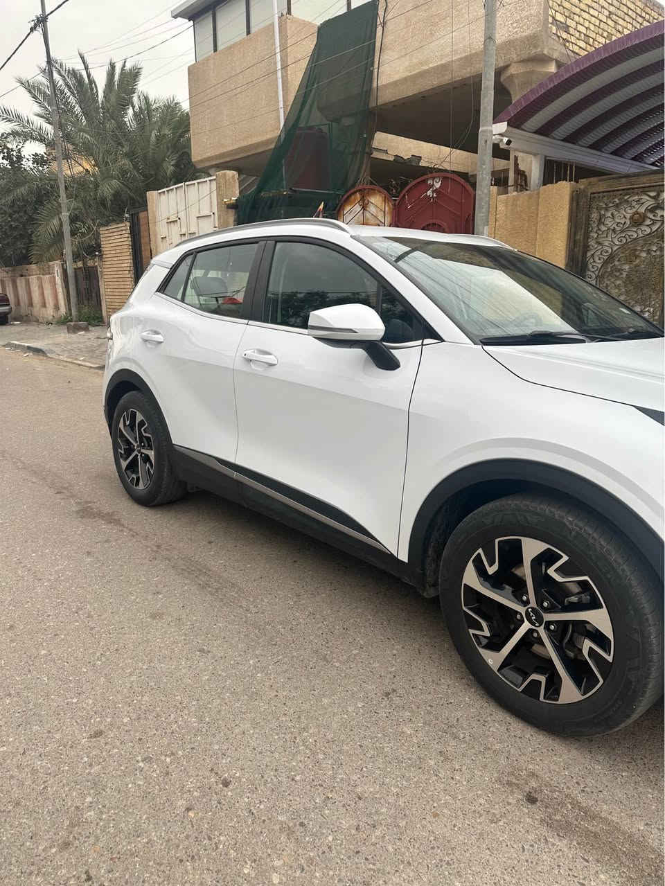 سبورتج 2024 اربيل خليجي 
محرك 2000. بصمة سايد بريك بصمه تبريد خلفي شاشة متصله تحكمات حساسات كامرة دوارة وبعد مواصفات السيارة كفالة عامه عدا بارد جاملغ امامي واضح بالصور ماشيه 45 الف ورقمي *********** البصرة, العراق
