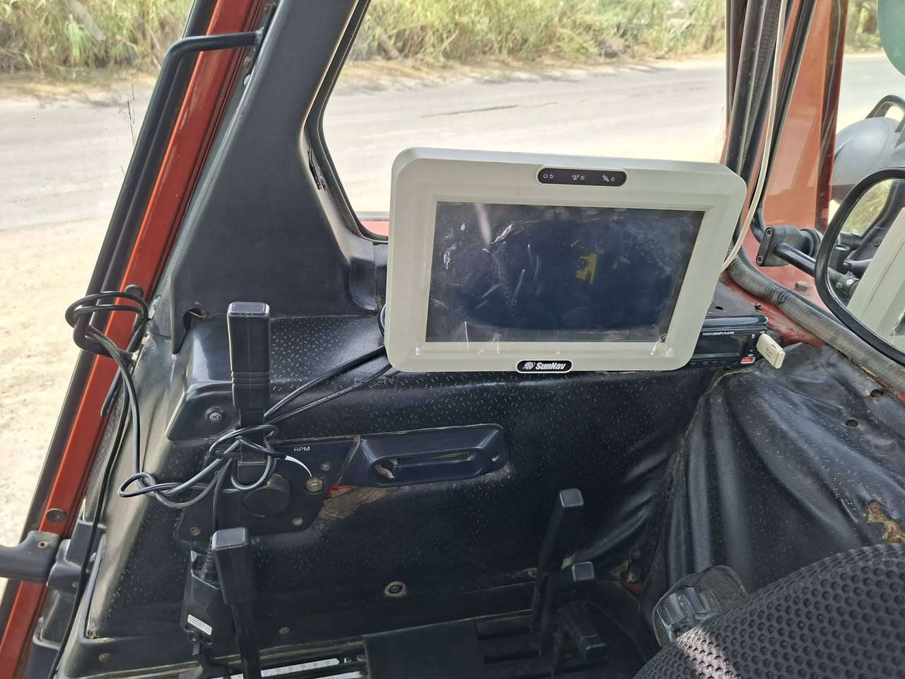 سلام عليكم للبيع فيات حجم 130/90
مامشتغل بالعراق ولا يوم 
جديد جداً احلا من الصور المكينه 
بك بالصفحة 
تكمه عريضه
اكسن بارز
رقم واسط 
العنوان الديوانيه 
رقم الهاتف ***********
