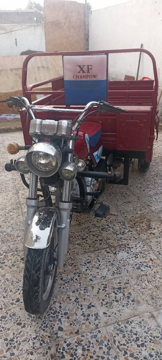 جمره البيع مدير 2023 اوراق  نضيفه مانقصه شي السعر مليونين ونص وبيه مجال  حك الجيه وستفسر هاثه رقمي ***********
