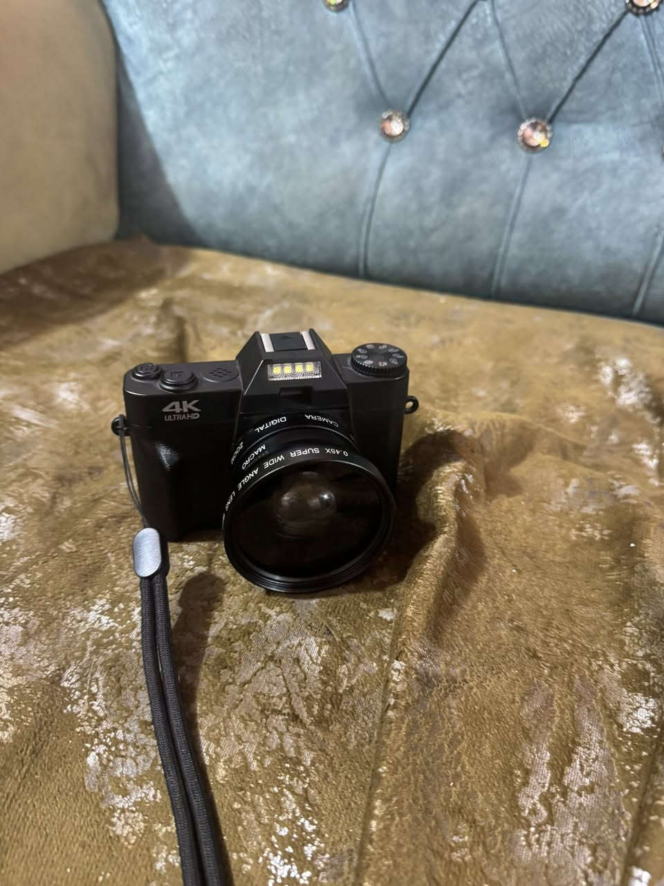 كامره بسعر مناسب كلش حلوه . وفلاش مال كامرات لللبيع


**إذا كنت صاحب هذا الإعلان وتريد حذفه لأي سبب، رجاءا أرسل رسالة إلى الدعم الفني**