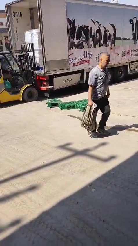 شركة فريشو لمنتجات البوادي والريان
الكائن في سامراء  شارع الظريبه مقابل مطعم حبايبنا 
ه‍.. ***********. 
يوجد توصيل للاسواق والمحلات. مجاني
